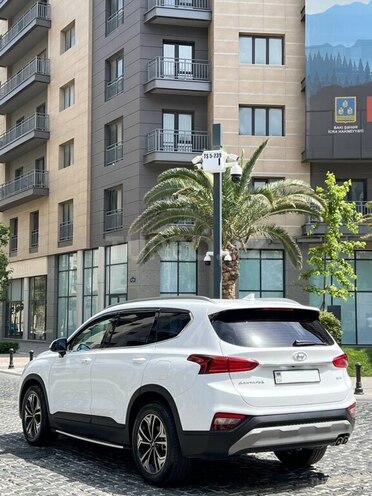 Hyundai Santa Fe-6