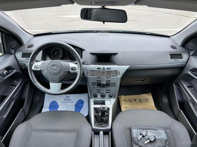 Opel Astra 2009, 200,239 km - 1.4 l - Gəncə