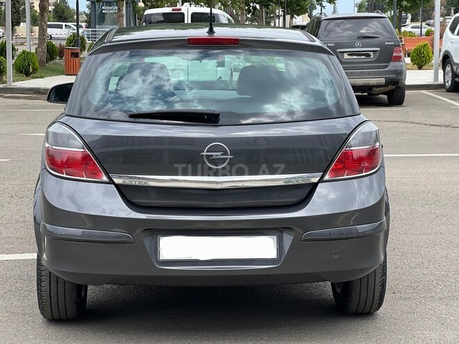 Opel Astra 2009, 200,239 km - 1.4 l - Gəncə