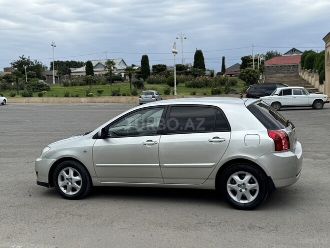Toyota Corolla-5