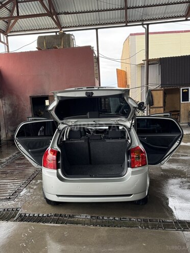 Toyota Corolla-7