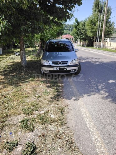 Opel Zafira 2000, 238,972 km - 1.8 l - Qusar