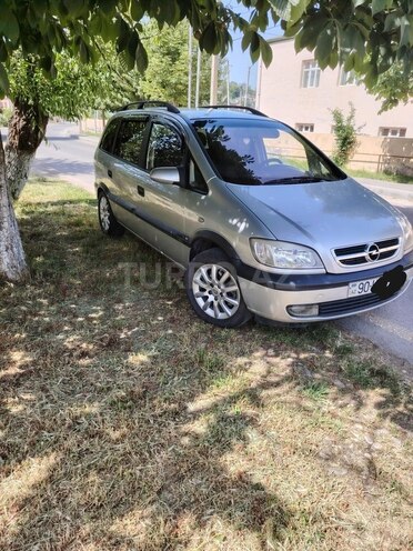 Opel Zafira 2000, 238,972 km - 1.8 l - Qusar