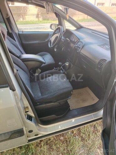 Opel Zafira 2000, 238,972 km - 1.8 l - Qusar