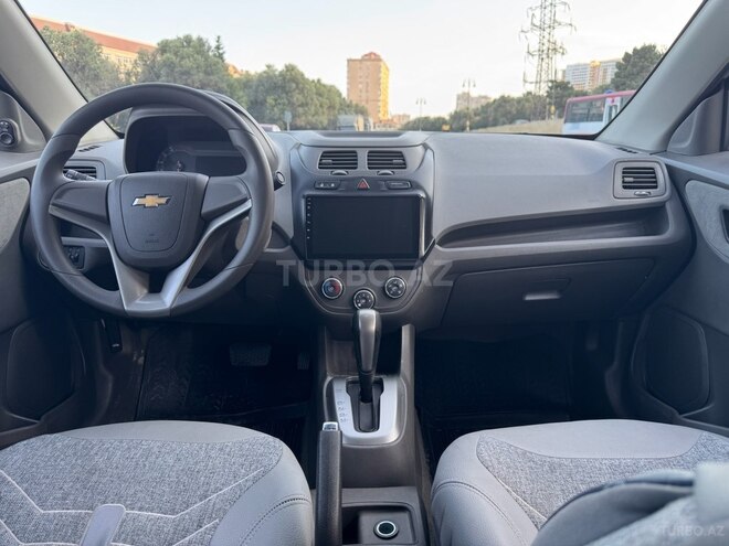 Chevrolet Cobalt-8