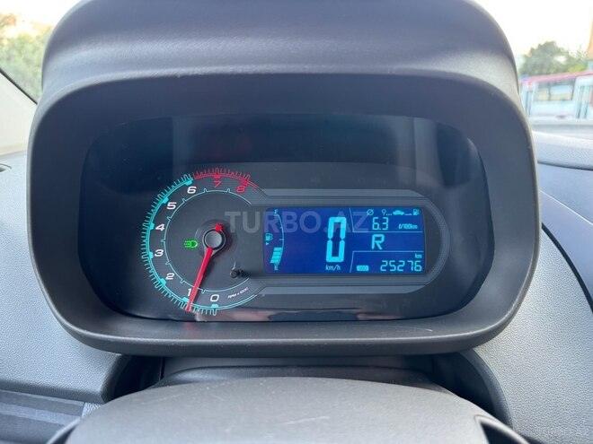 Chevrolet Cobalt-14