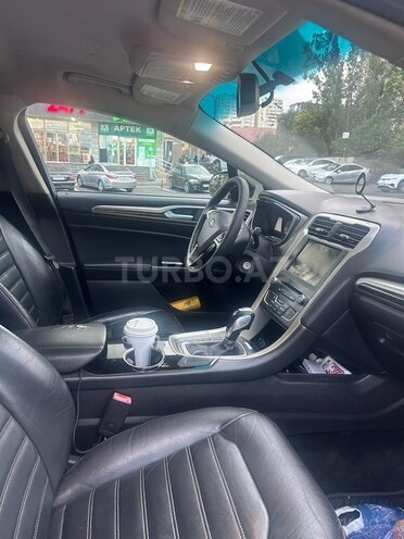 Ford Fusion (North America)-6