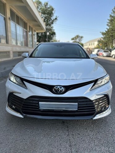Toyota Camry-1