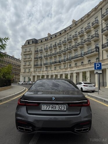 BMW 740 2016, 126,000 km - 3.0 l - Bakı