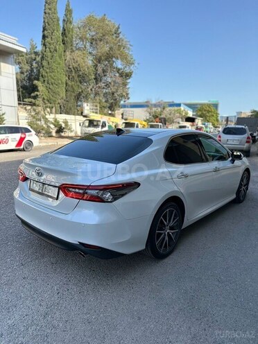 Toyota Camry-4