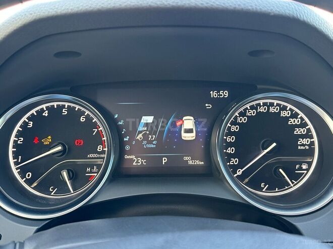 Toyota Camry-10