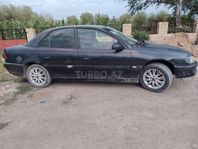 Opel Omega 1996, 355,200 km - 2.0 l - Sabirabad