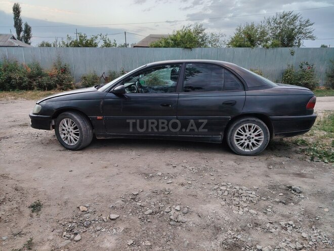 Opel Omega 1996, 355,200 km - 2.0 l - Sabirabad