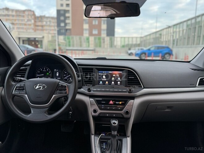 Hyundai Elantra 2017, 157,000 km - 2.0 л - Bakı