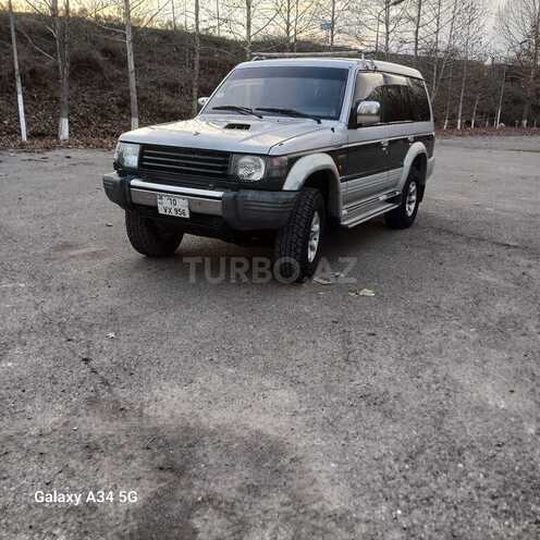 Mitsubishi Pajero 1995, 350,000 km - 2.8 l - Bakı