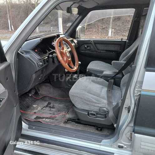 Mitsubishi Pajero 1995, 350,000 km - 2.8 l - Bakı