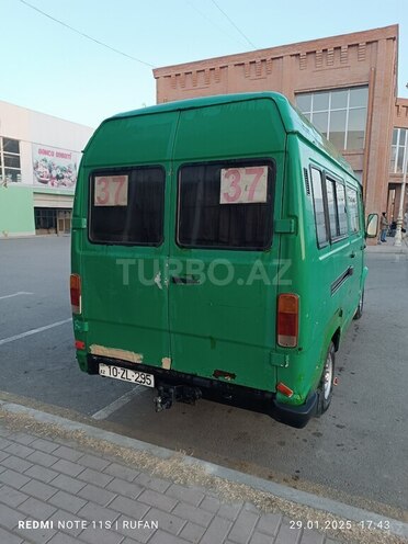 Mercedes 208 D 1993, 500,000 km - 2.3 л - Gəncə