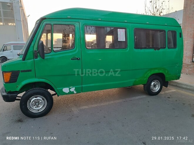 Mercedes 208 D 1993, 500,000 km - 2.3 л - Gəncə