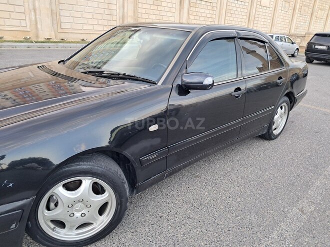 Mercedes E 200 1997, 235,000 km - 2.0 l - Bakı