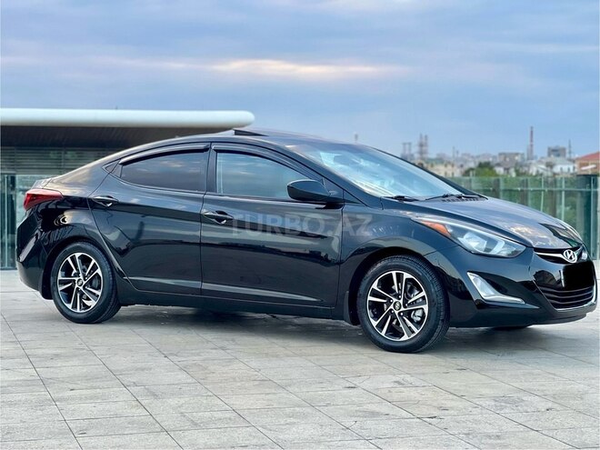 Hyundai Elantra 2015, 179,000 km - 1.8 l - Bakı