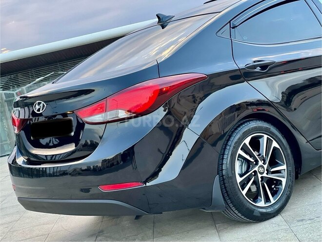Hyundai Elantra 2015, 179,000 km - 1.8 l - Bakı
