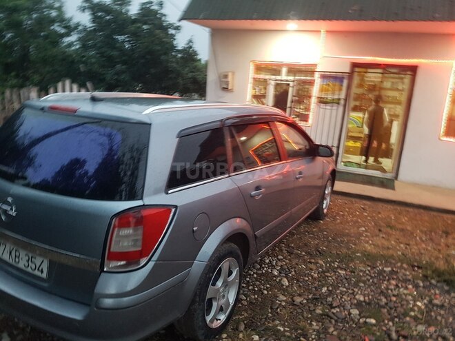 Opel Astra 2007, 325,078 km - 1.4 l - Qusar
