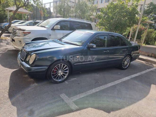 Mercedes E 220 d 1998, 290,000 km - 2.2 л - Bakı