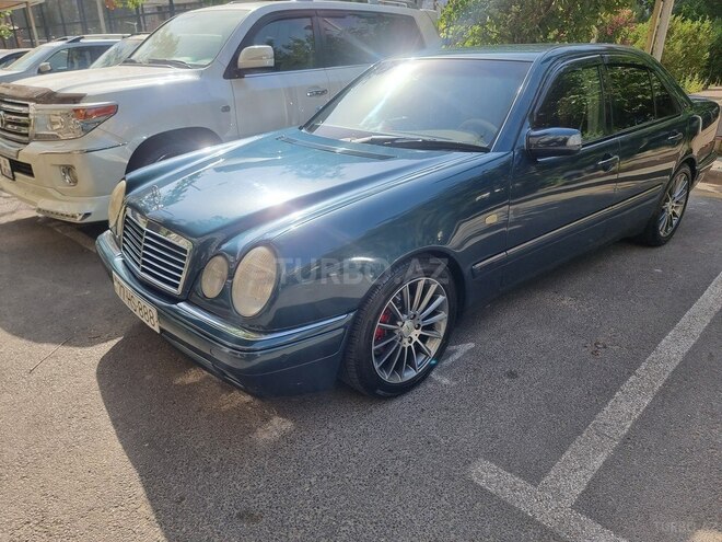 Mercedes E 220 d 1998, 290,000 km - 2.2 л - Bakı