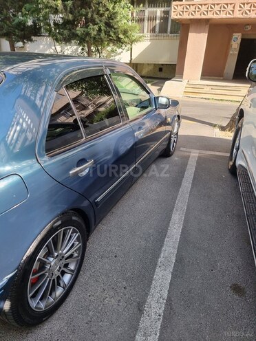 Mercedes E 220 d 1998, 290,000 km - 2.2 л - Bakı