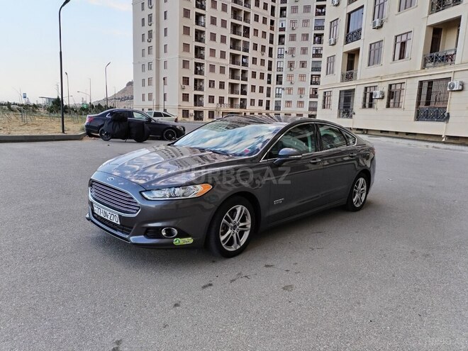 Ford Fusion (North America) 2016, 124,584 km - 2.0 l - Bakı