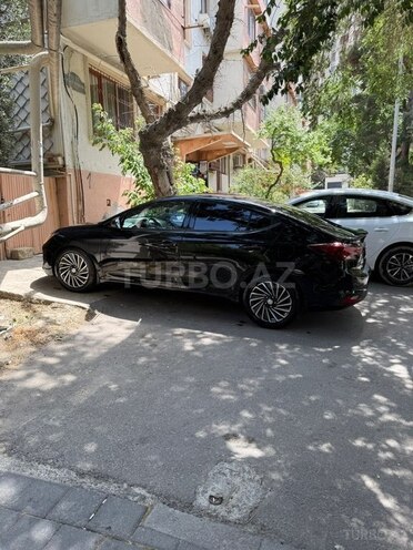 Hyundai Elantra 2019, 179,632 km - 2.0 l - Bakı