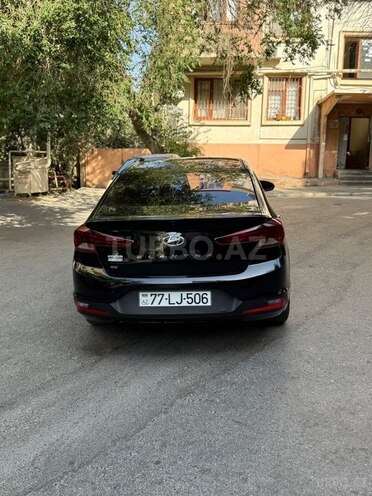 Hyundai Elantra 2019, 179,632 km - 2.0 l - Bakı