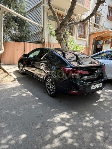 Hyundai Elantra 2019, 179,632 km - 2.0 l - Bakı