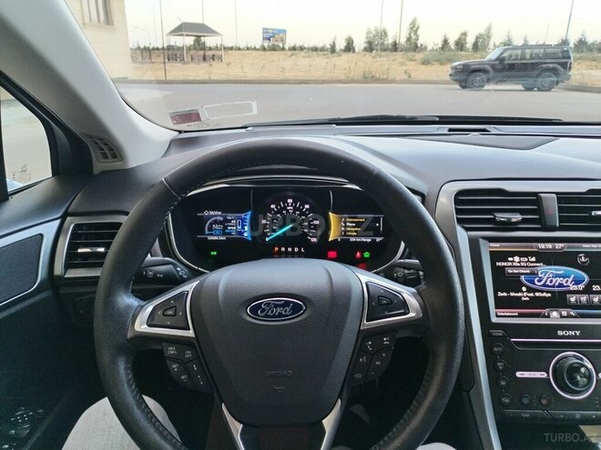Ford Fusion (North America) 2016, 124,584 km - 2.0 l - Bakı