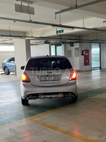 Kia Rio 2009, 270,000 km - 1.4 l - Bakı