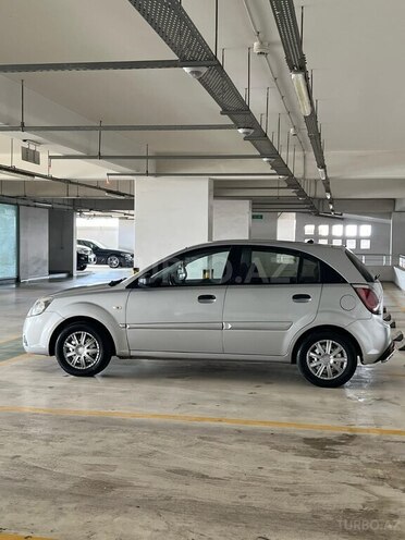 Kia Rio 2009, 270,000 km - 1.4 l - Bakı