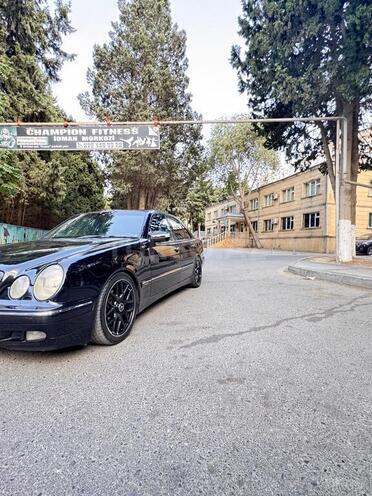 Mercedes E 320 2000, 420,000 km - 3.2 l - Bakı