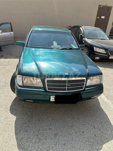Mercedes C 220 1995, 294,000 km - 2.2 л - Sumqayıt