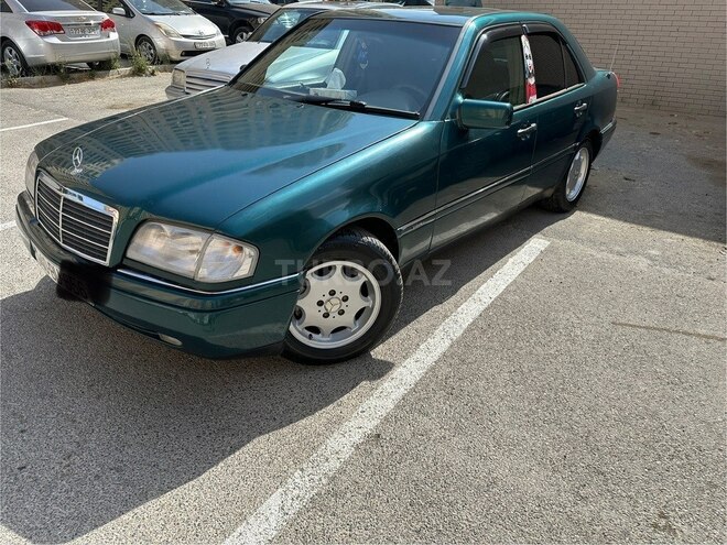 Mercedes C 220 1995, 294,000 km - 2.2 л - Sumqayıt