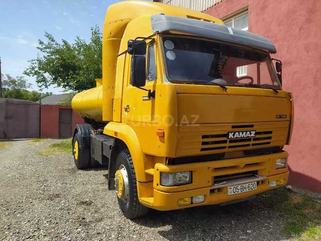 KamAz 54115 2004, 200,000 km - 11.0 l - Ağstafa