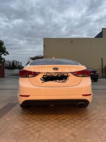 Hyundai Avante 2015, 15,000 km - 1.6 л - Sumqayıt