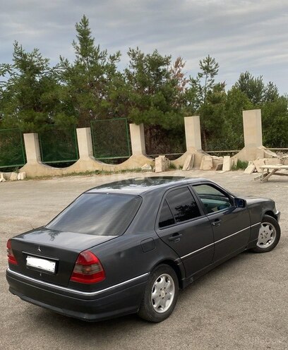 Mercedes C 220 1995, 218,484 km - 2.2 l - Bərdə