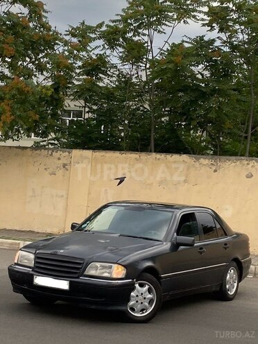 Mercedes C 220 1995, 218,484 km - 2.2 l - Bərdə