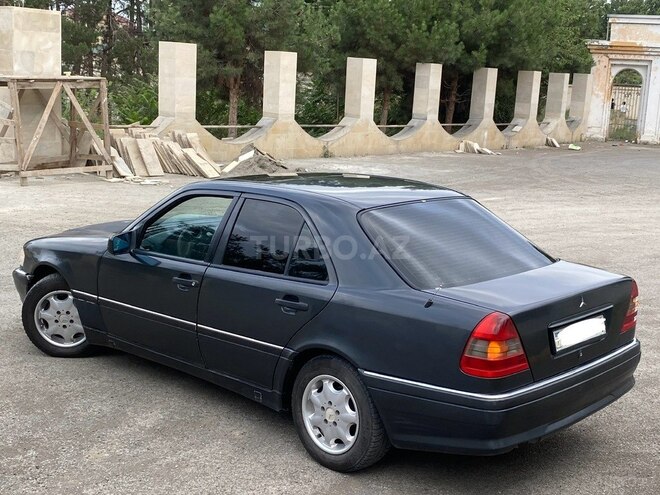 Mercedes C 220 1995, 218,484 km - 2.2 l - Bərdə