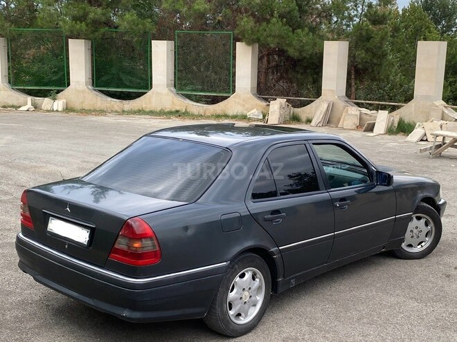 Mercedes C 220 1995, 218,484 km - 2.2 l - Bərdə