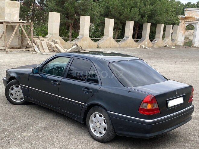Mercedes C 220 1995, 218,484 km - 2.2 l - Bərdə