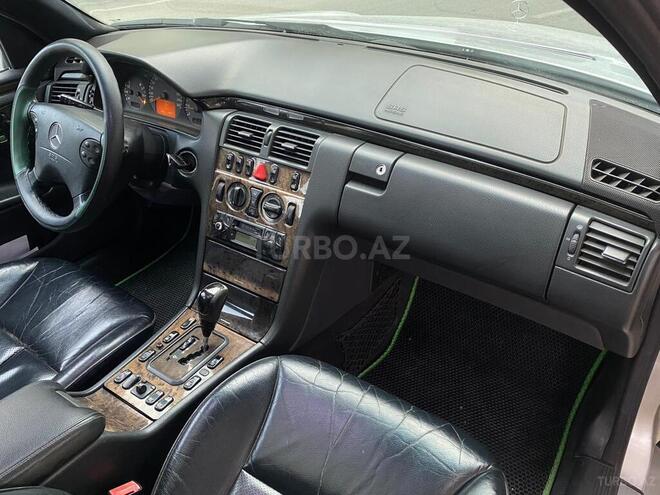 Mercedes E 240 2000, 342,000 km - 2.4 l - Sumqayıt