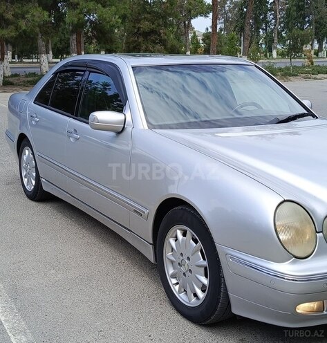 Mercedes E 280-15