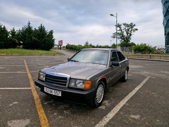 Mercedes 190 1989, 369,582 km - 2.0 l - Qəbələ