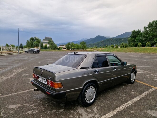 Mercedes 190 1989, 369,582 km - 2.0 l - Qəbələ